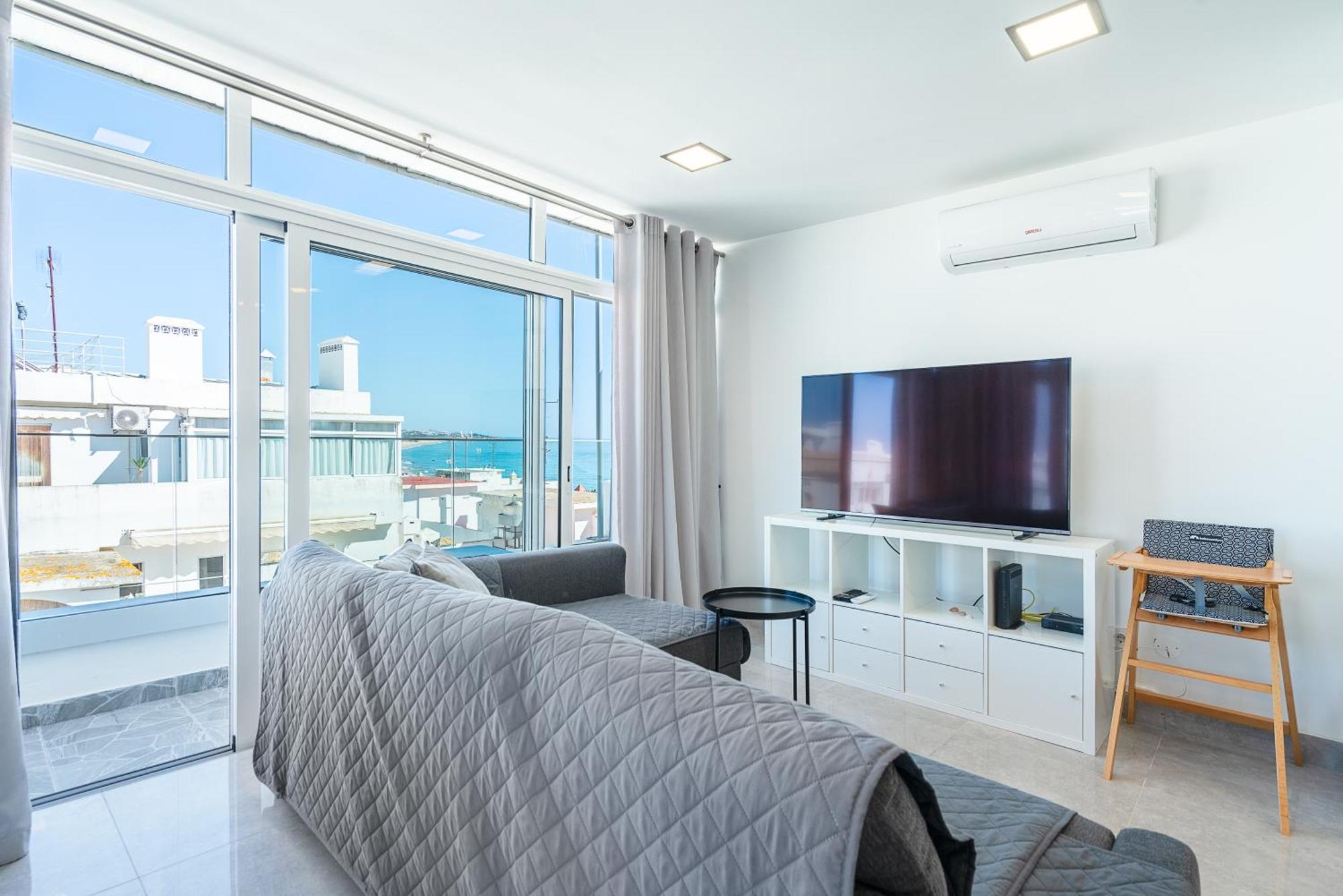 New Luxury Penthouse Beachfront In The Algarve Armacao de Pera Luaran gambar
