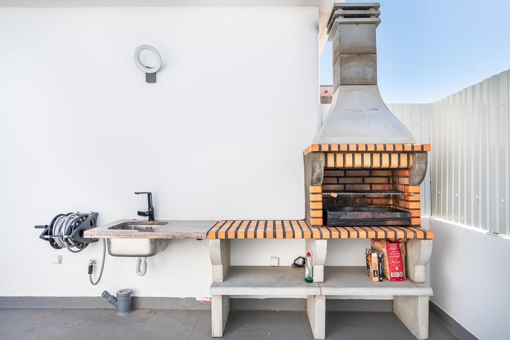 New Luxury Penthouse Beachfront In The Algarve Armacao de Pera Luaran gambar